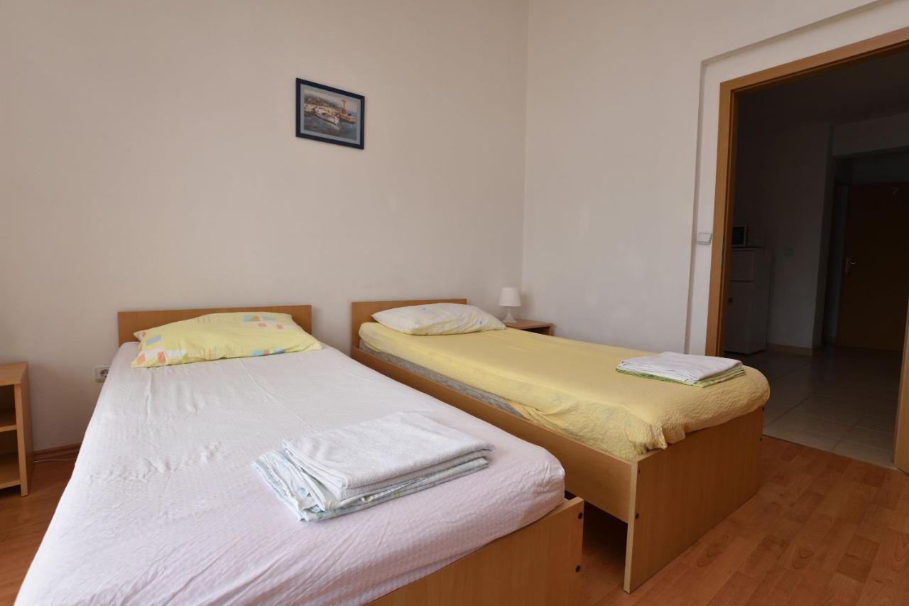 Apartments Jere Primosten Ngoại thất bức ảnh